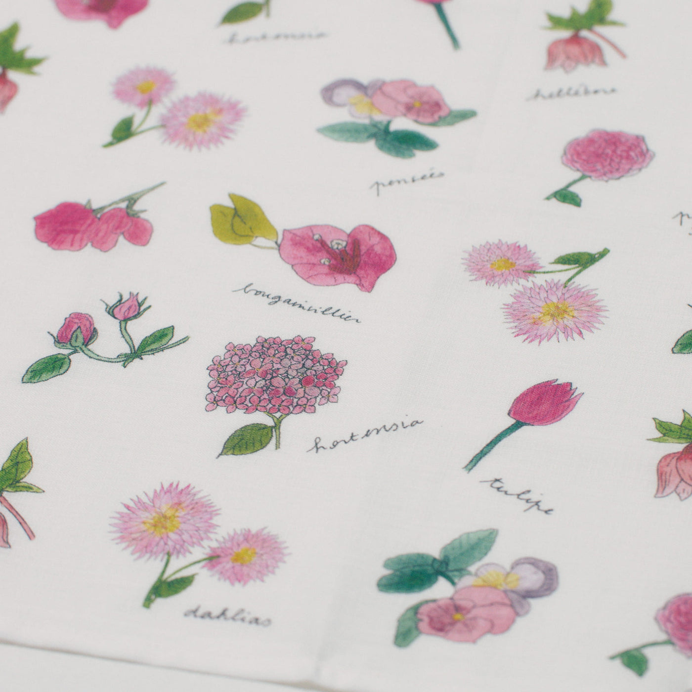 リネンのハンカチ　”ピンクのお花”